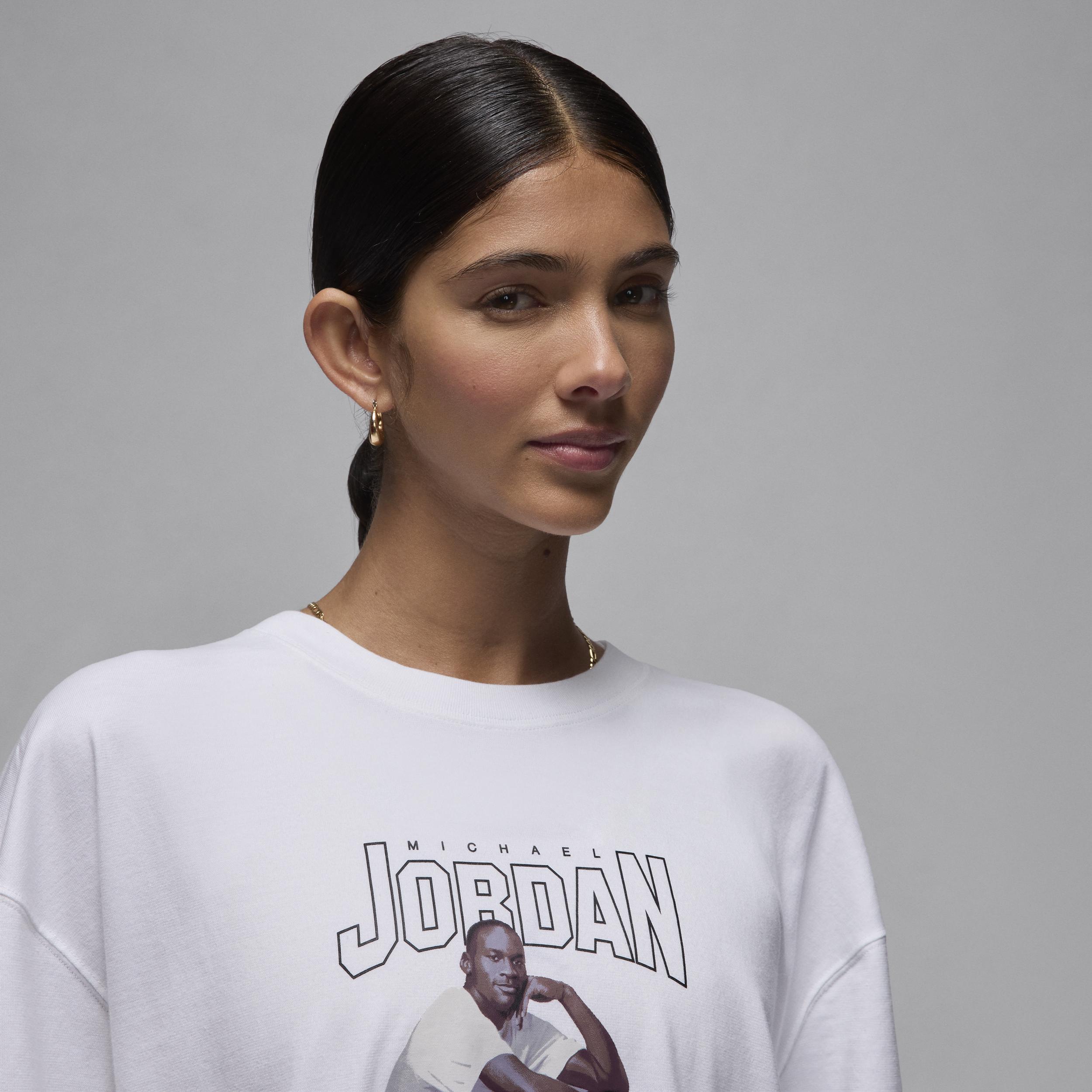 Jordan Women's Oversized Graphic T-Shirt Product Image