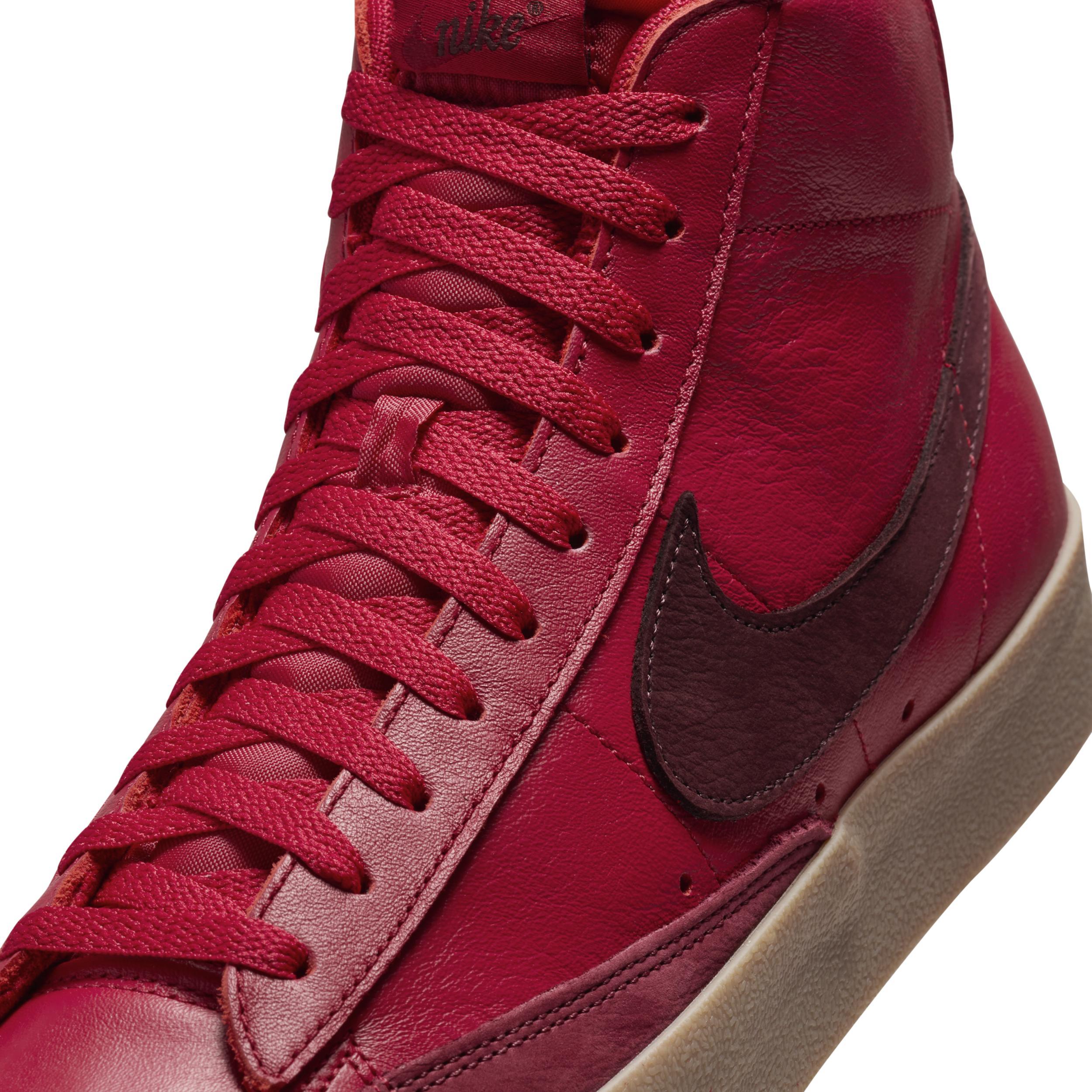 Nike Men's Blazer Mid '77 Vintage Shoes Product Image