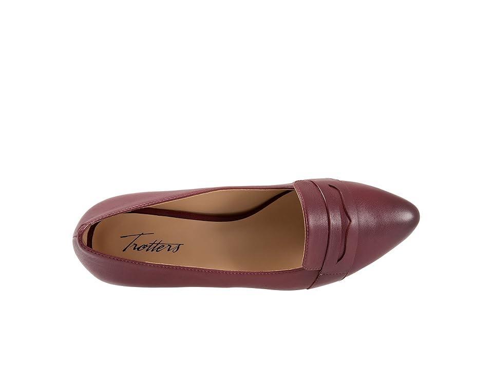 Trotters Joelle Pointy Toe Low Heel Pump Product Image