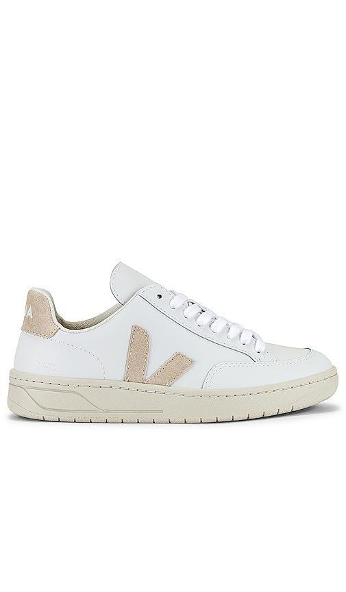 Veja V-12 Sneaker in White. Size 37. Product Image