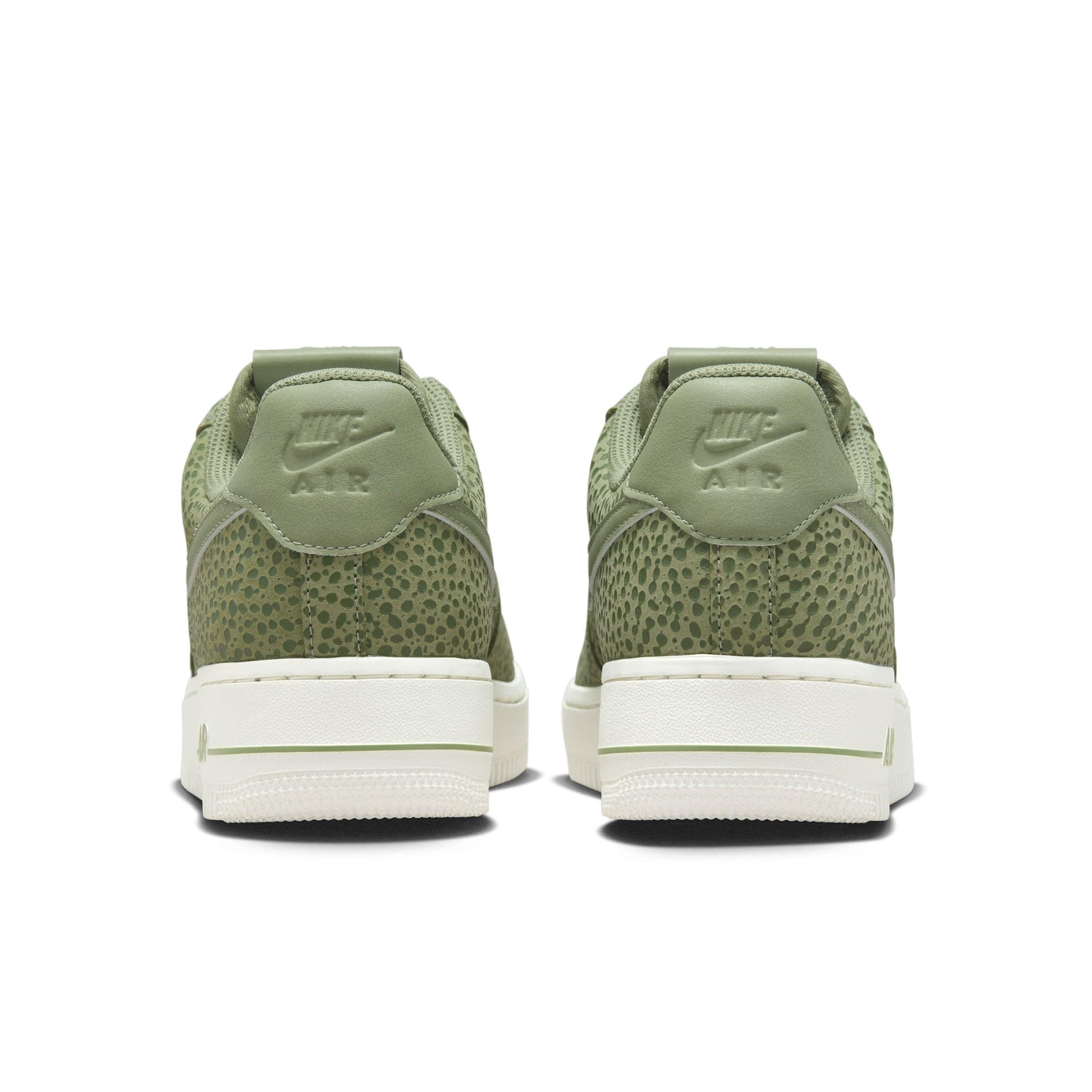 WOMEN'S AIR FORCE 1 '07 PRM Female Product Image