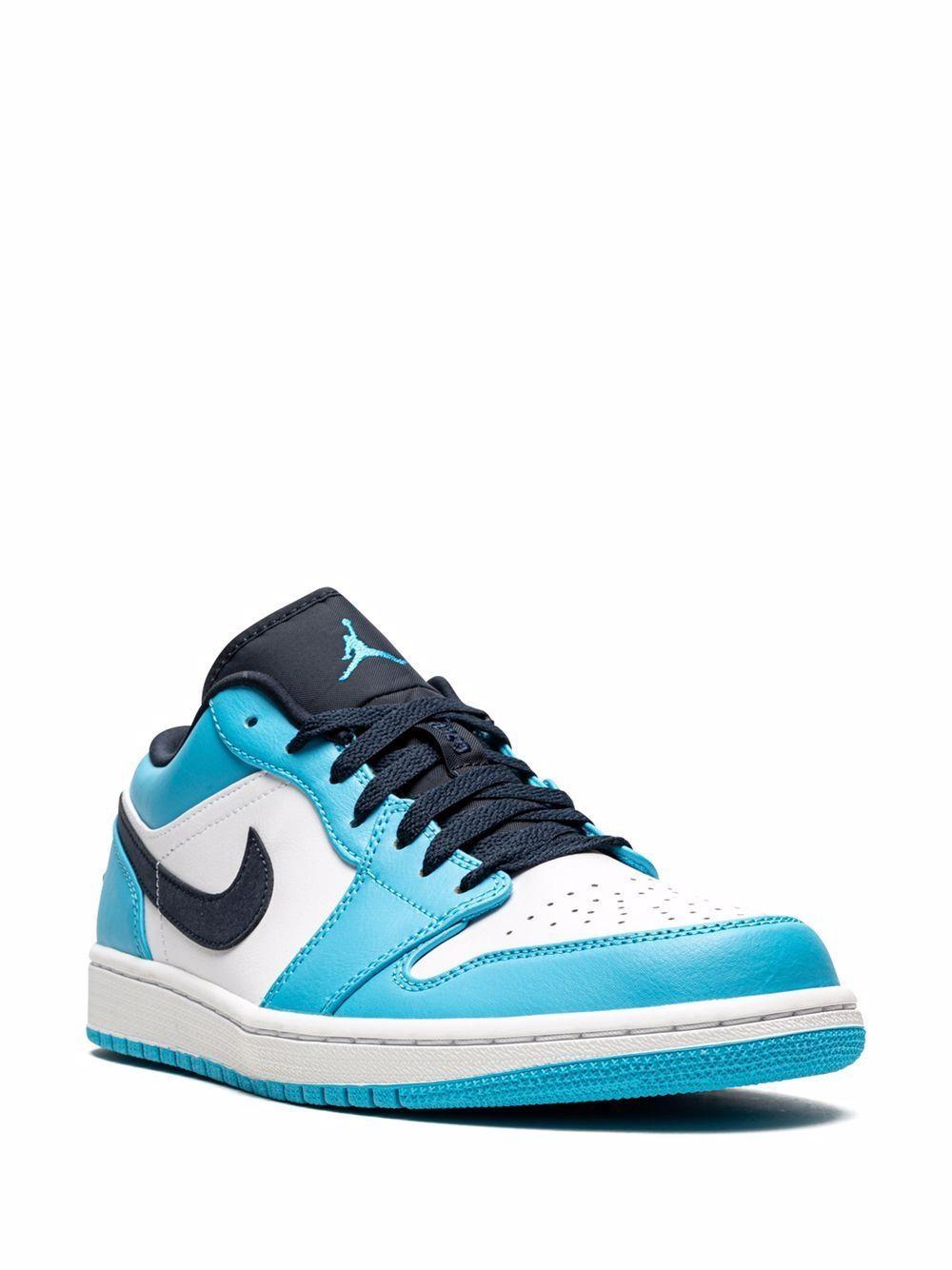 Air Jordan 1 Low "UNC" sneakers Product Image