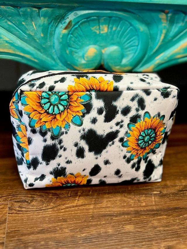 Herd in Sunflowers Large Cosmetic Case Product Image