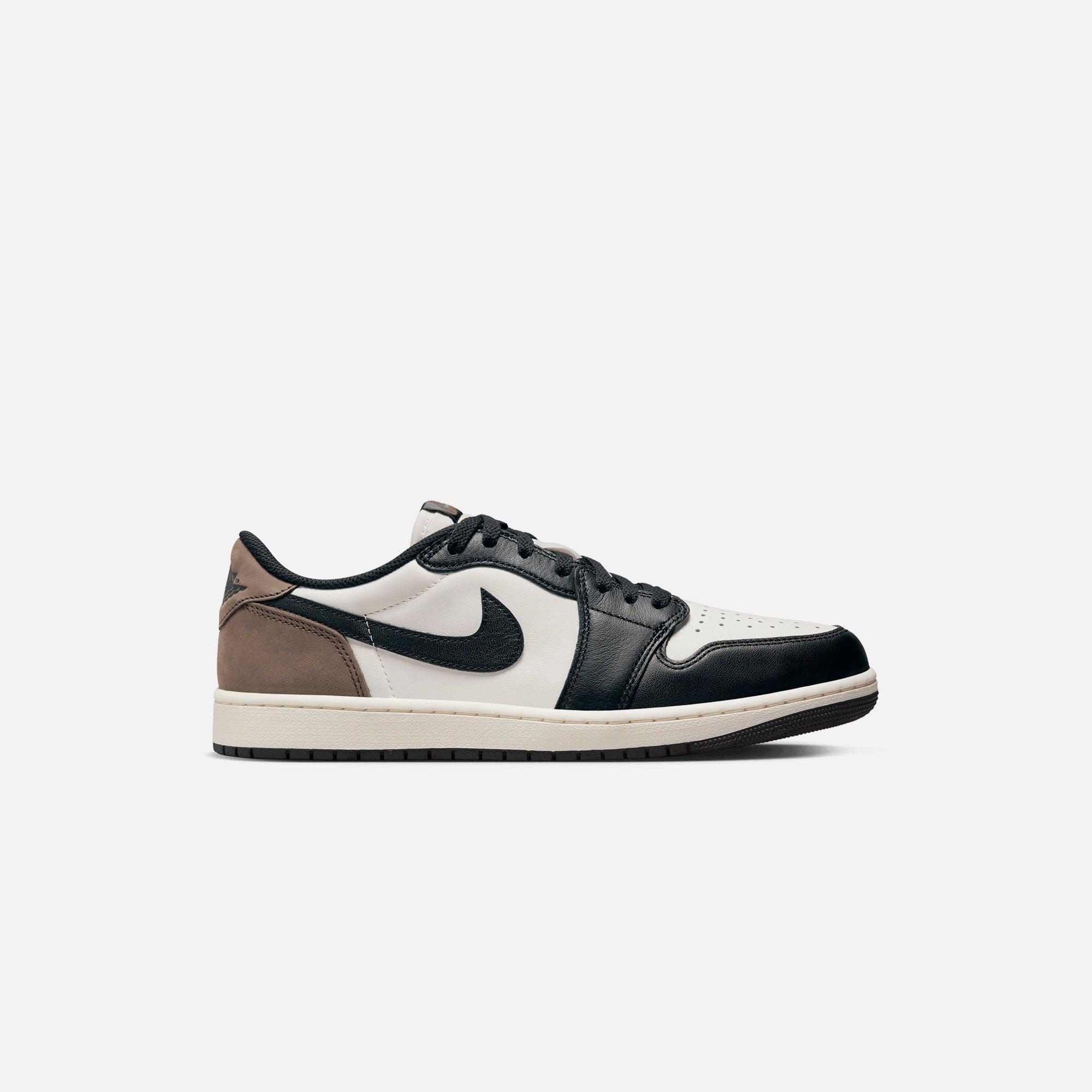 Jordan Air Jordan 1 Low OG - White / Black / Palomino Male Product Image