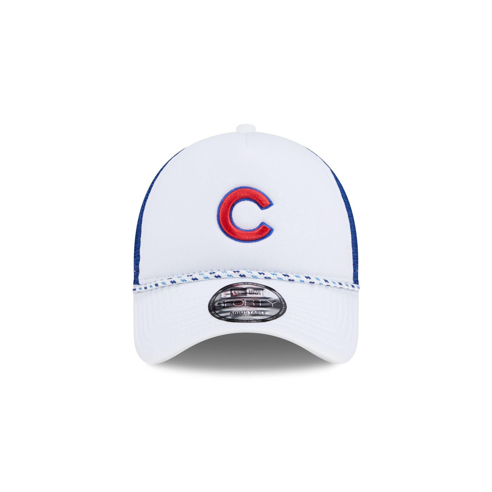 Chicago Cubs Court Sport 9FORTY A-Frame Trucker Hat Male Product Image