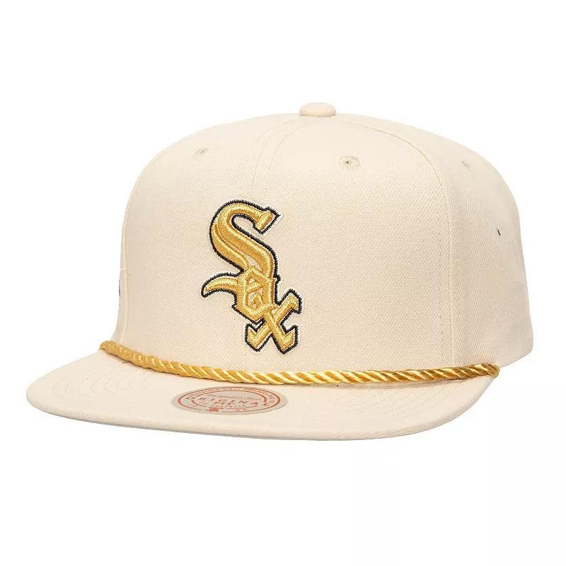 Mens Mitchell & Ness Cream Chicago White Sox Golden Ivory Snapback Hat Product Image