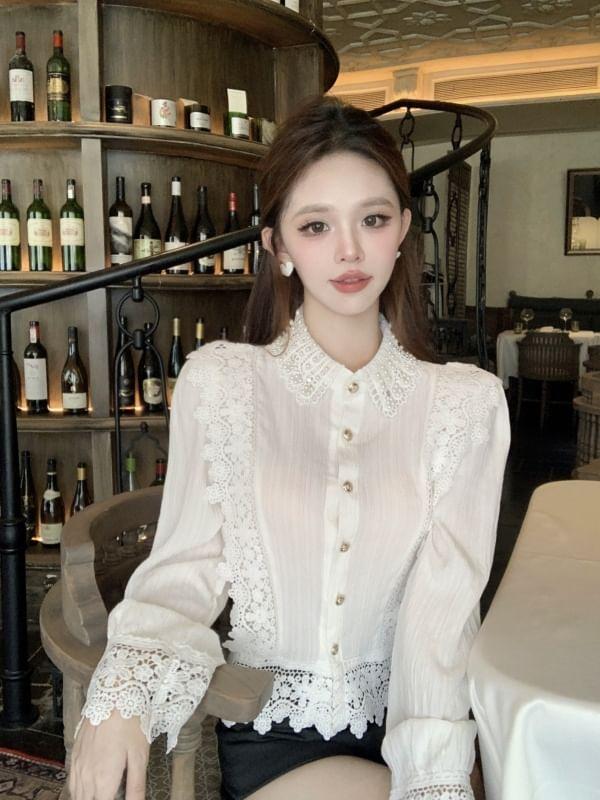 Long Sleeve Collared Plain Lace Trimmed Cropped Blouse Product Image