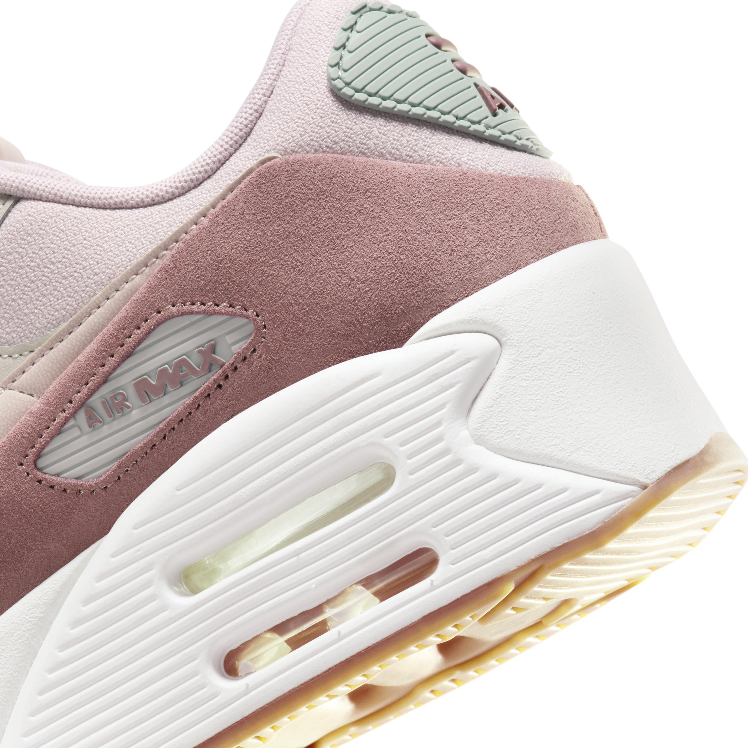 Nike Women's Air Max 90 LV8 Shoes Product Image