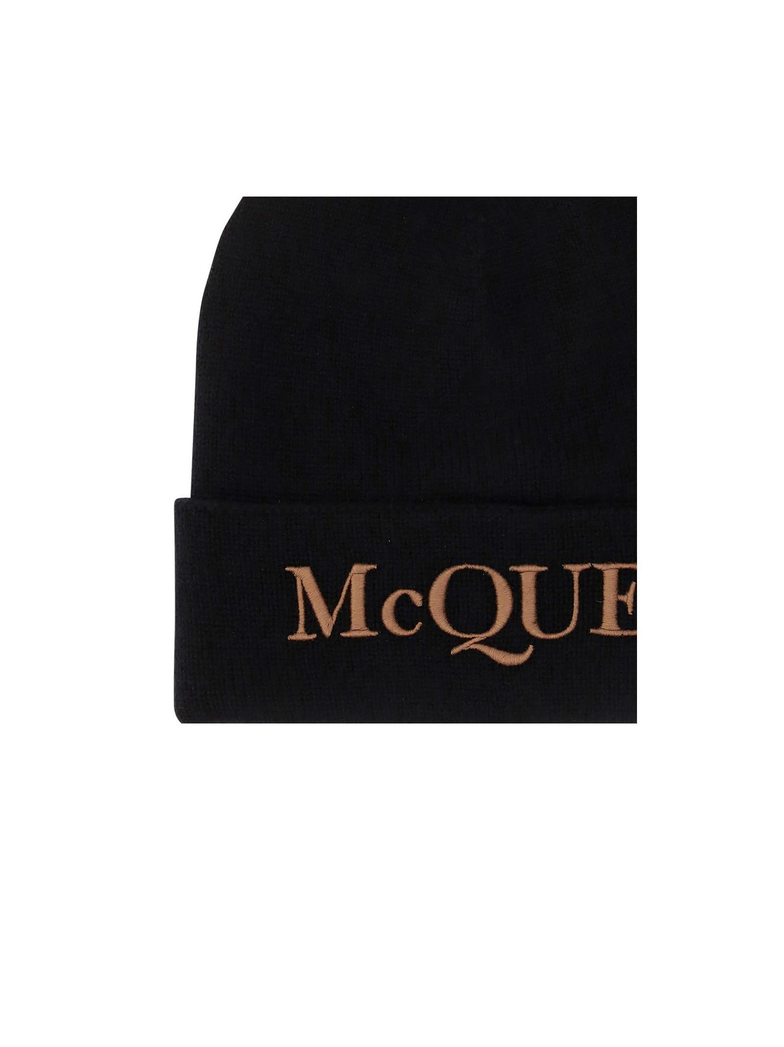 Embroidered Logo Cuffed Cashmere Beanie In Black Product Image