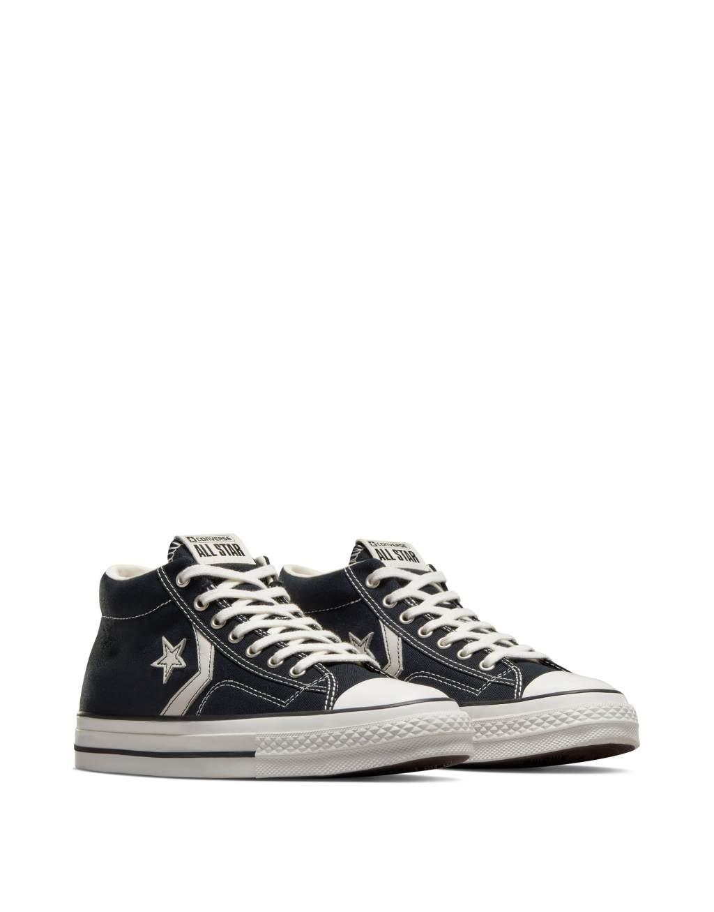 Converse Star Player 76 sneakers in black Product Image