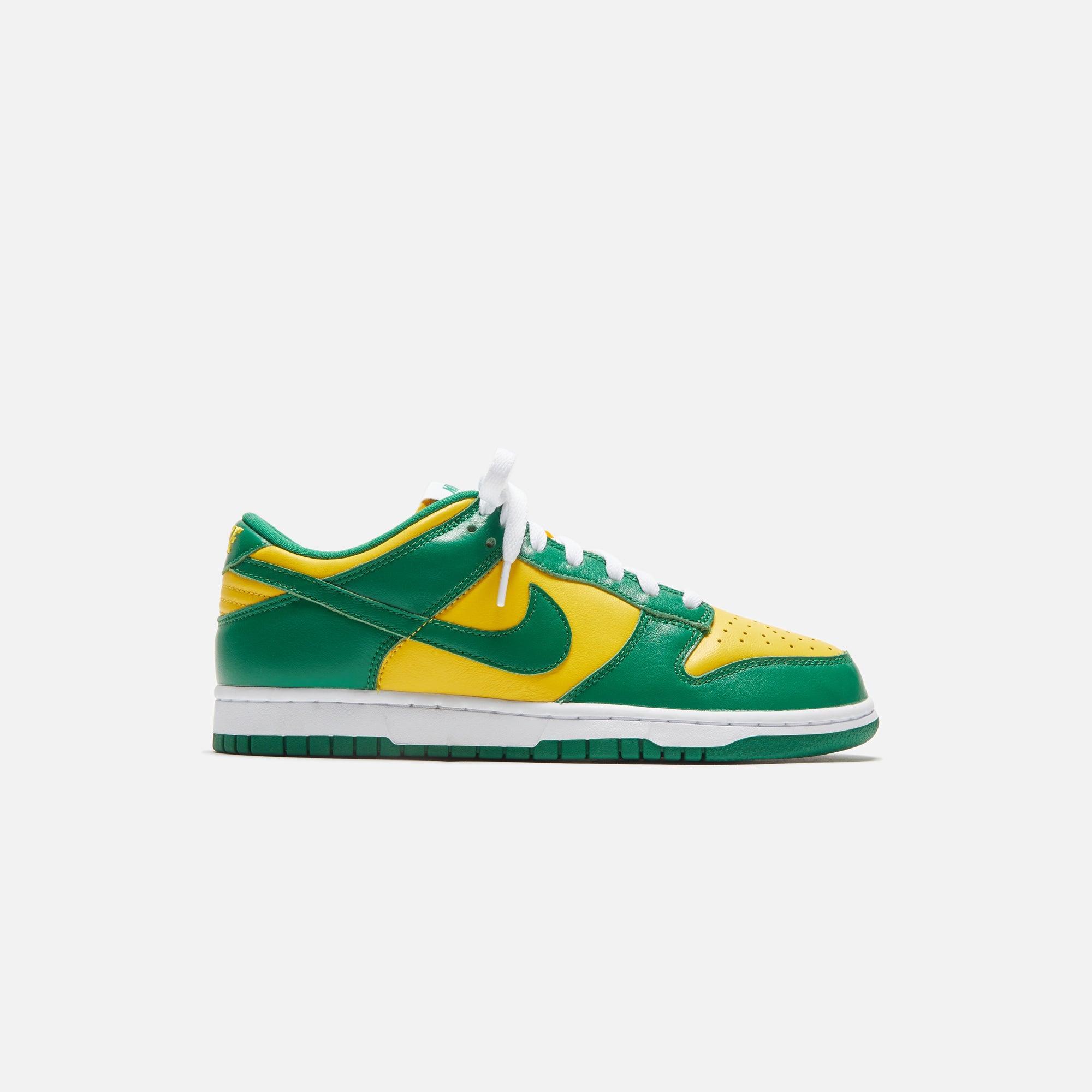 Nike Dunk Low SP - Varsity Maize / Pine Green / White Male Product Image