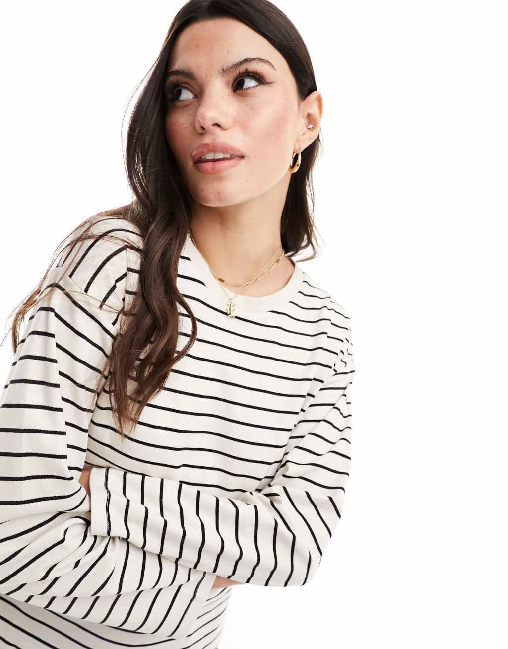 Vila stripe oversized long sleeved t-shirt Product Image