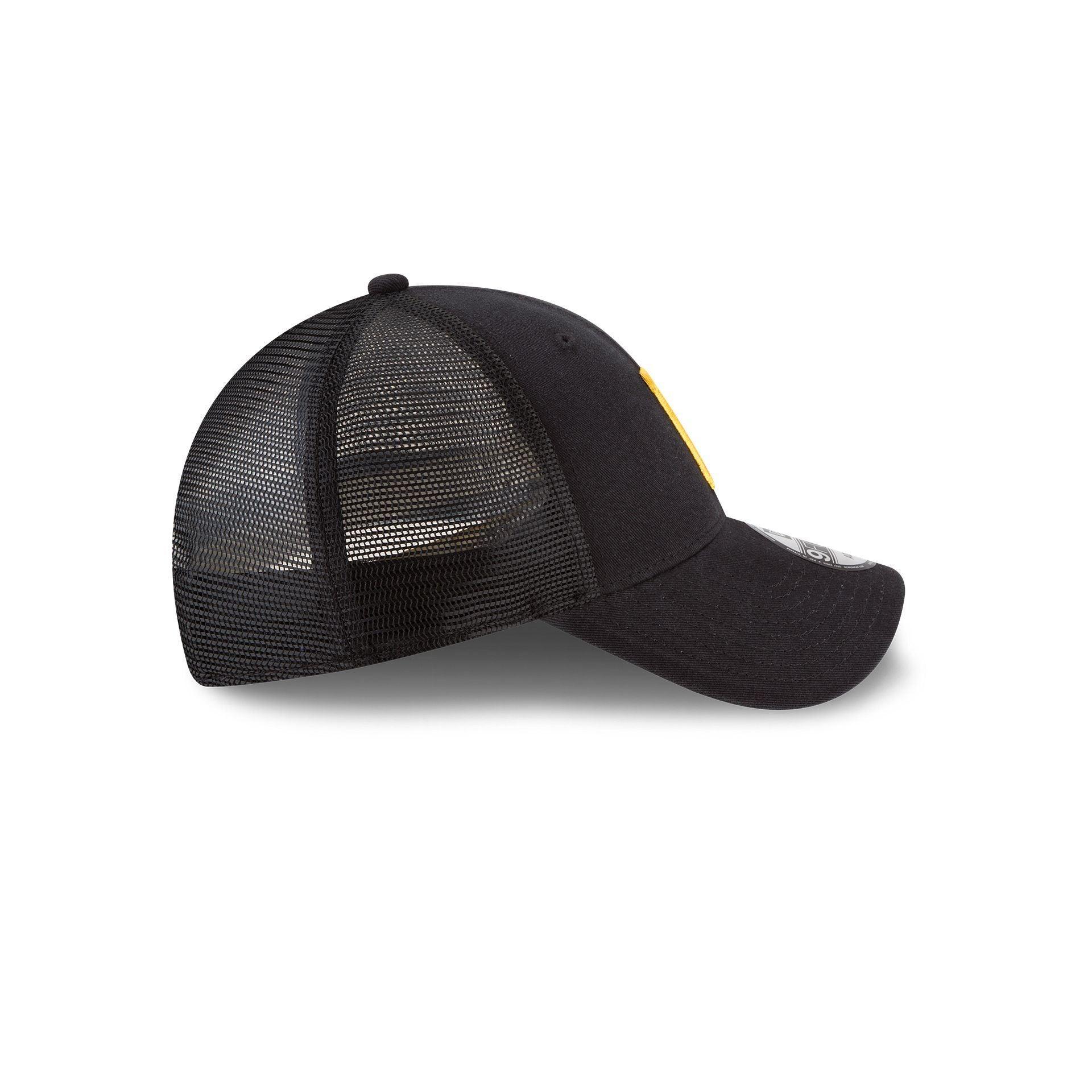 Pittsburgh Pirates 9FORTY Trucker Hat Male Product Image