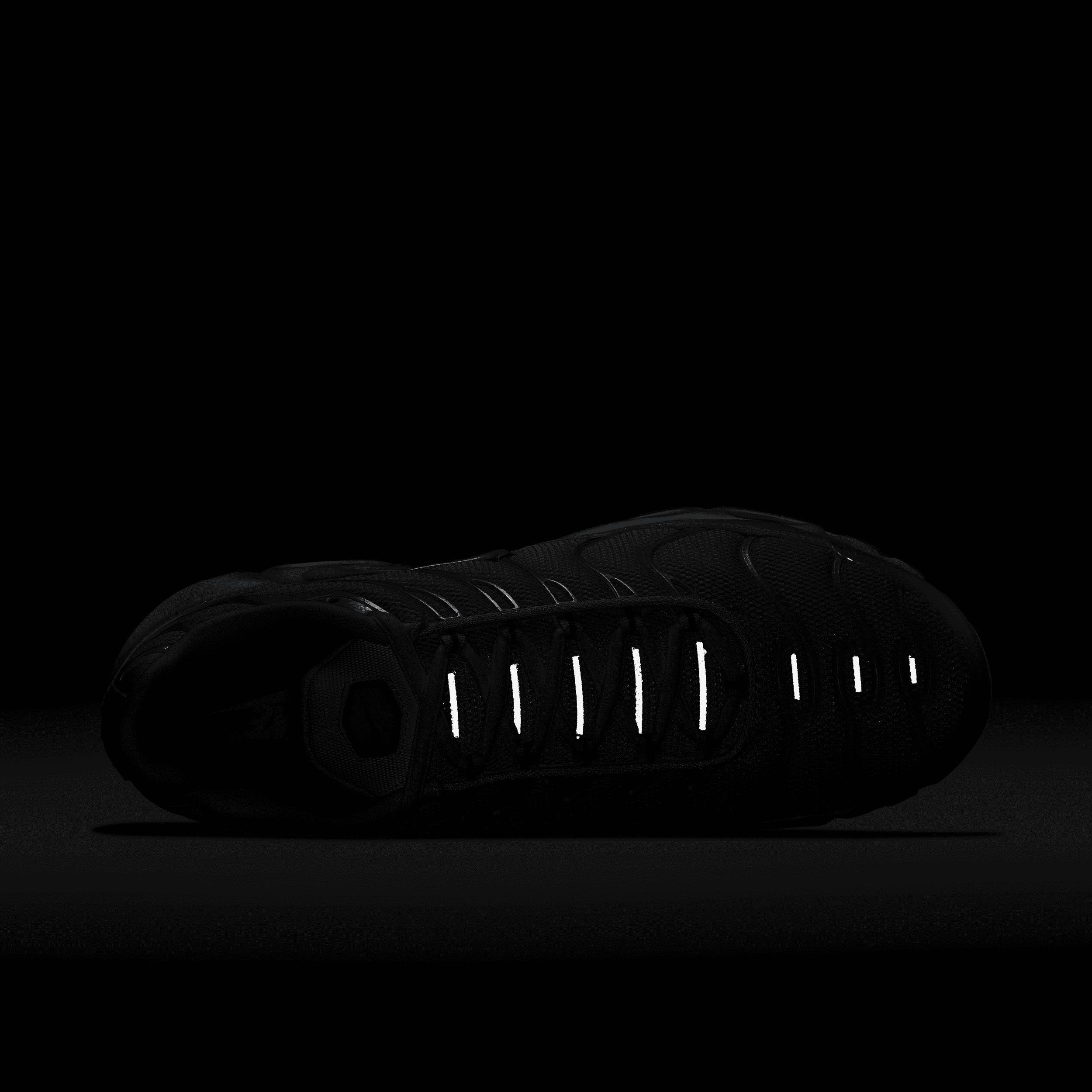 Nike Men's Air Max Plus Shoes Product Image