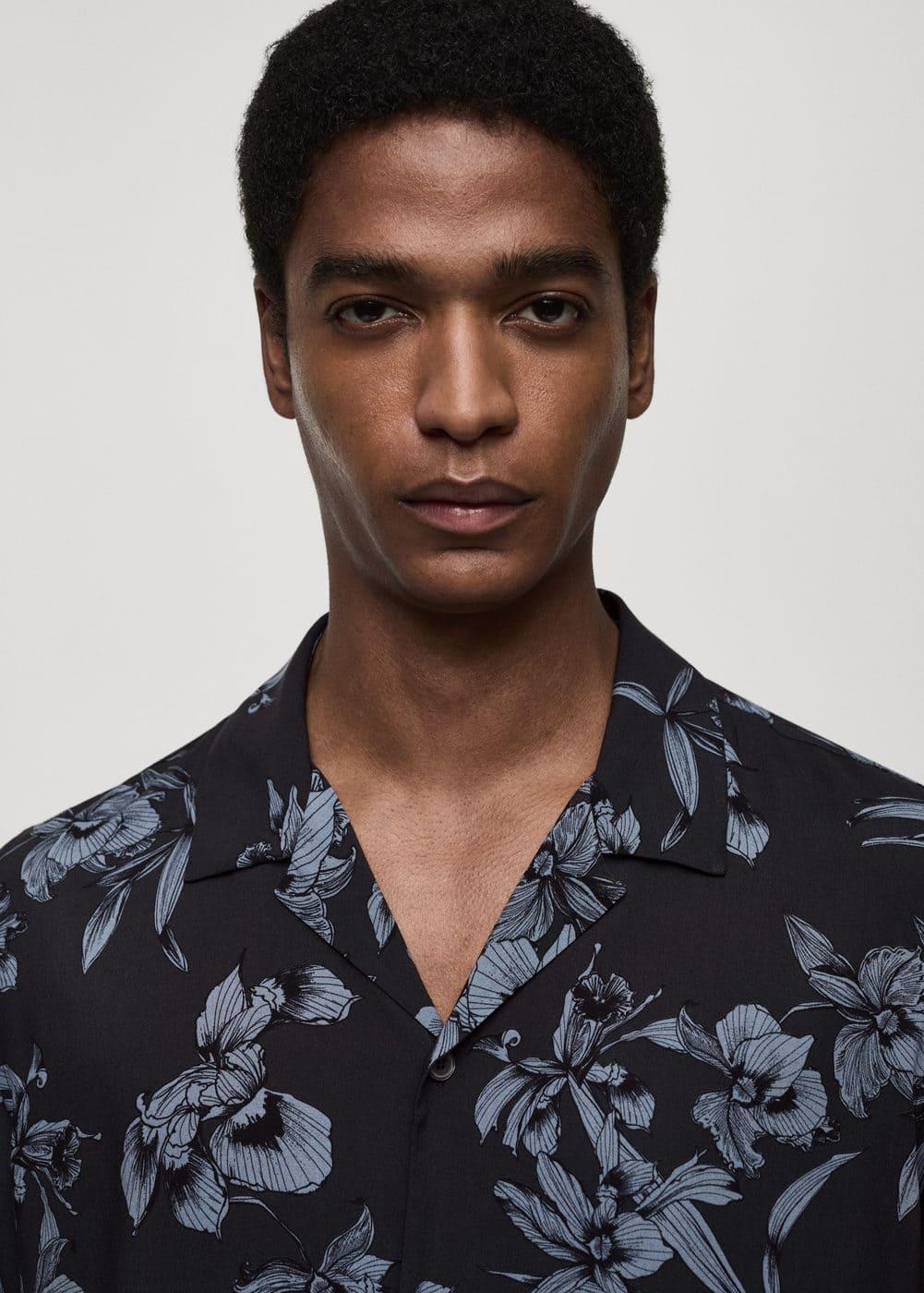 Mango Mens Flowy Hawaiian-Print Shirt Product Image