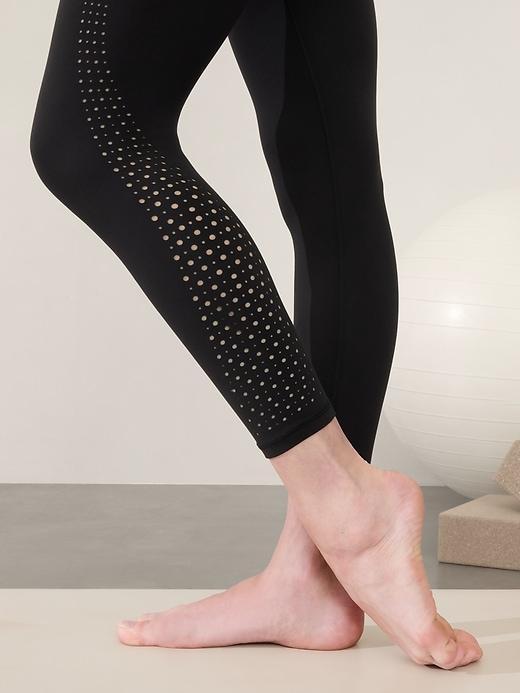 Elation Ultra High Rise Lasercut 7/8 Legging Product Image