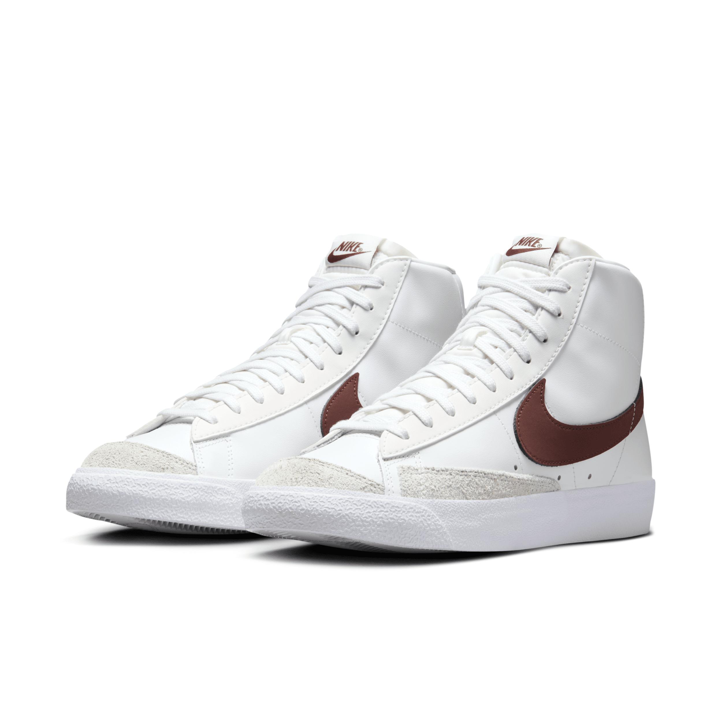 Nike Men's Blazer Mid '77 Vintage Shoes Product Image