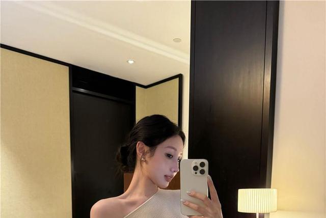 One-Shoulder Plain Ribbed Sweater Product Image