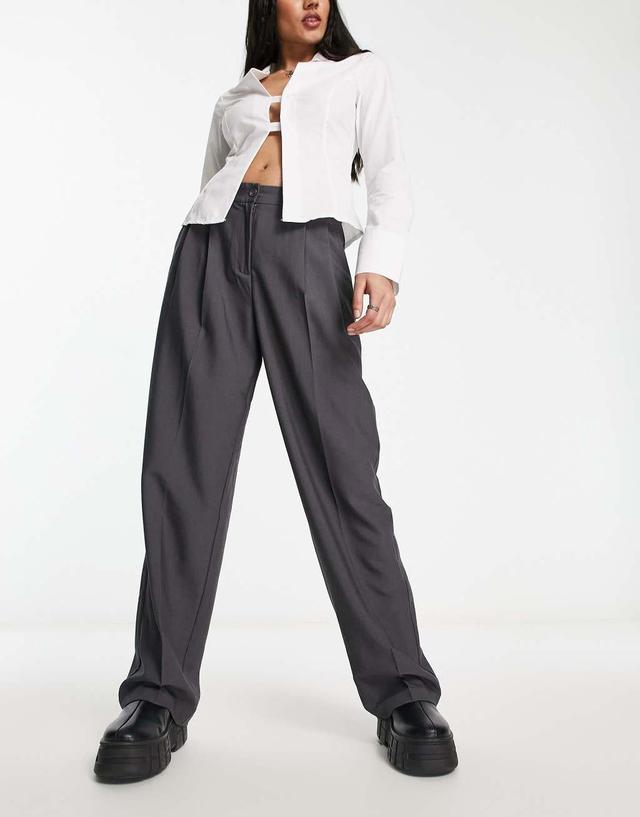 Only pleat wide leg tailored pants in charcoal  Product Image