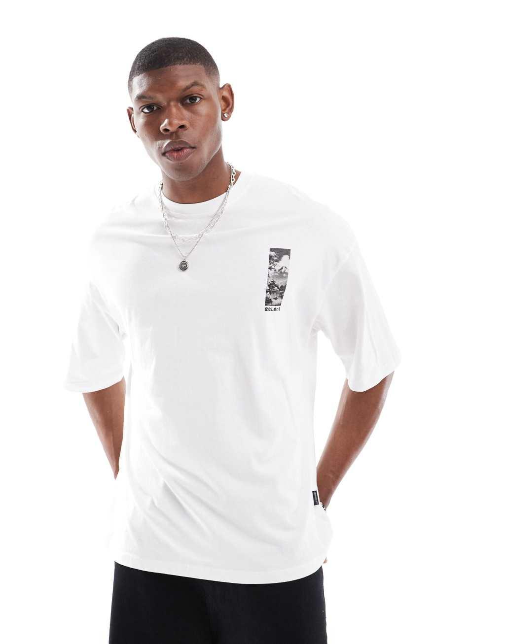 Jack & Jones super oversized photographic mountain back print T-shirt in white Product Image