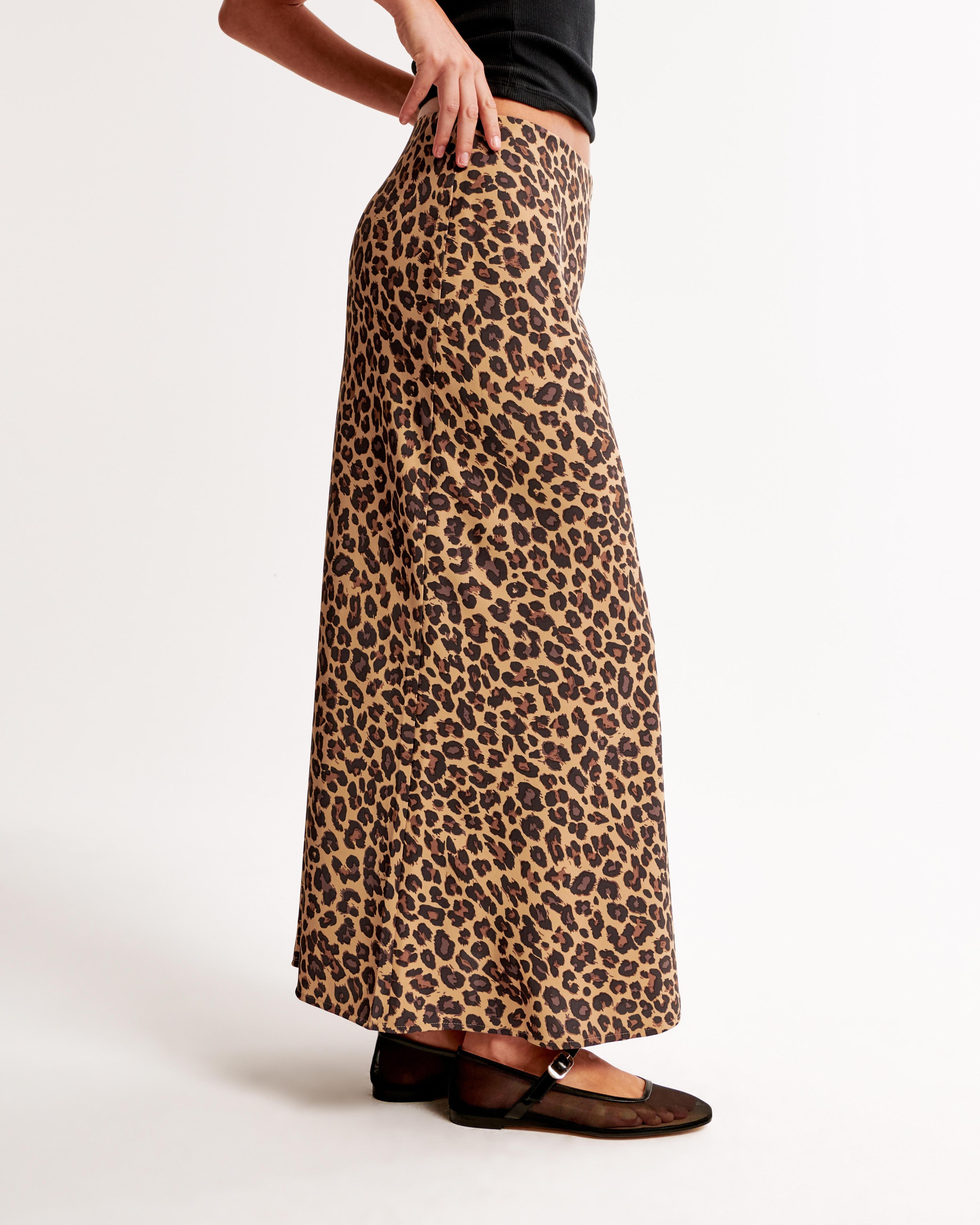 Mid Rise Pattern Maxi Skirt Product Image