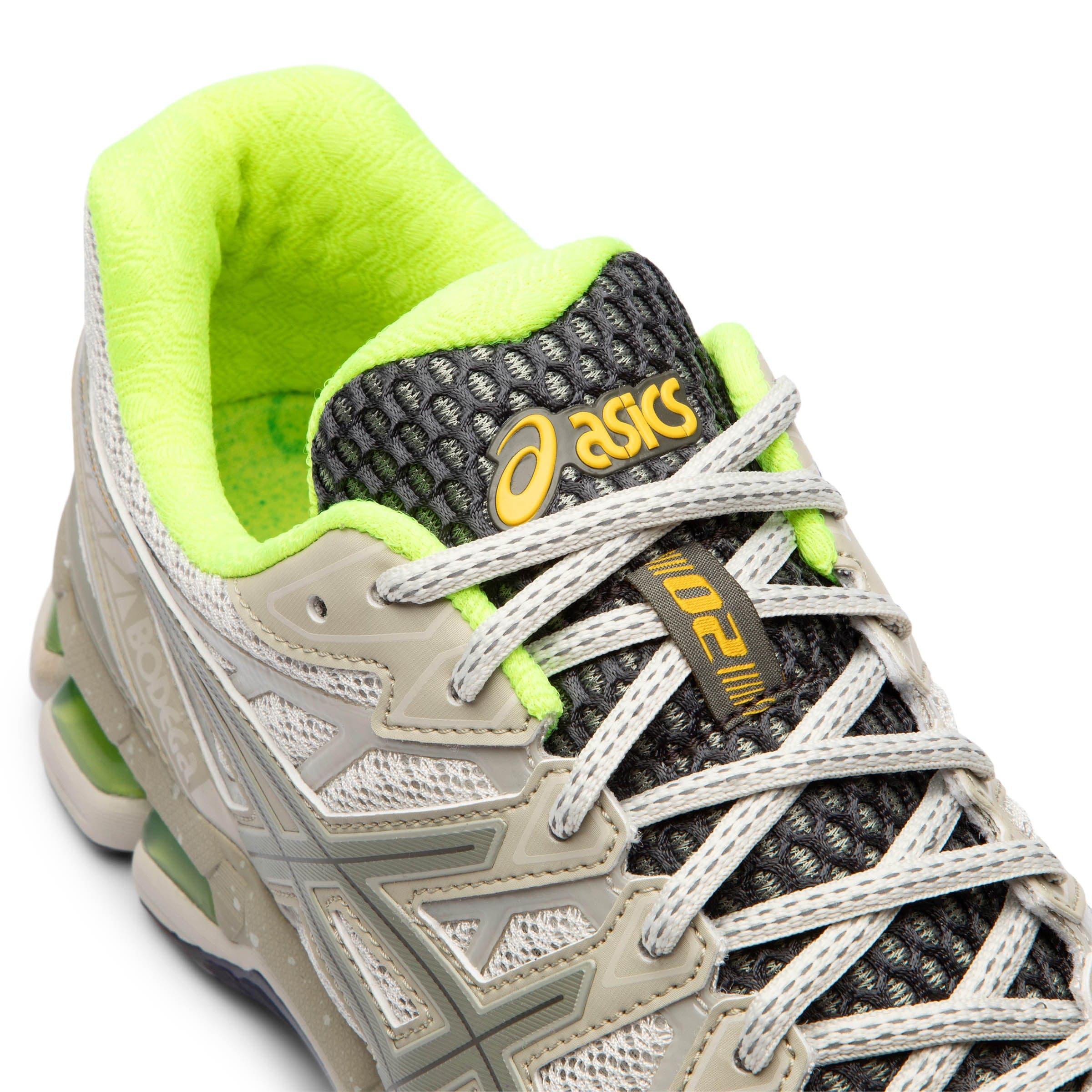 X ASICS GEL-KAYANO 20 Product Image