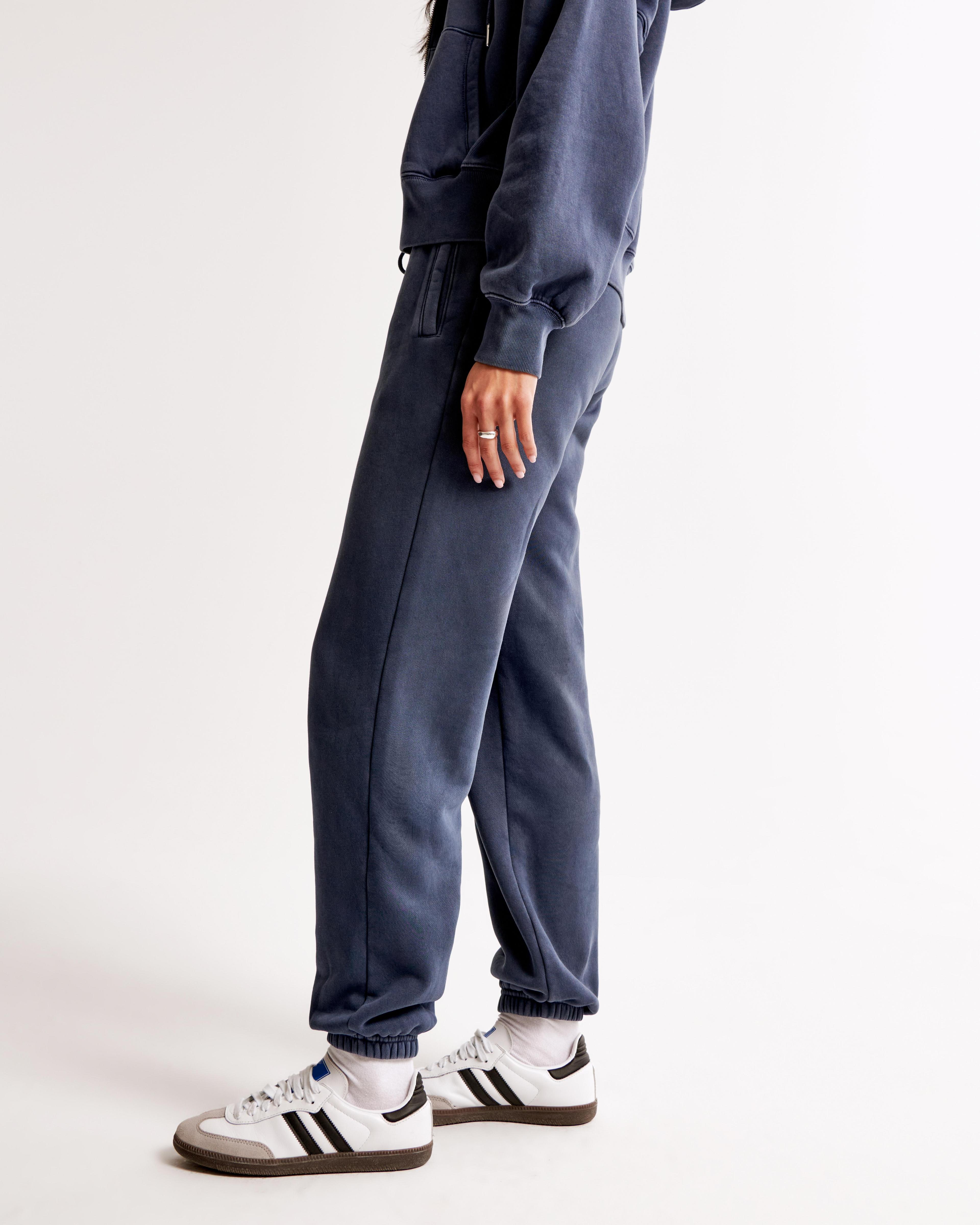 Essential Sunday Sweatpant Product Image