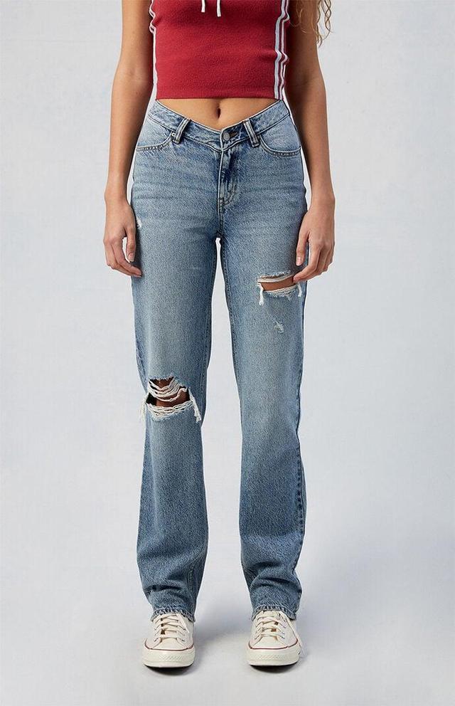 Women's Ripped V Dip '90s Boyfriend Jeans - Product Image