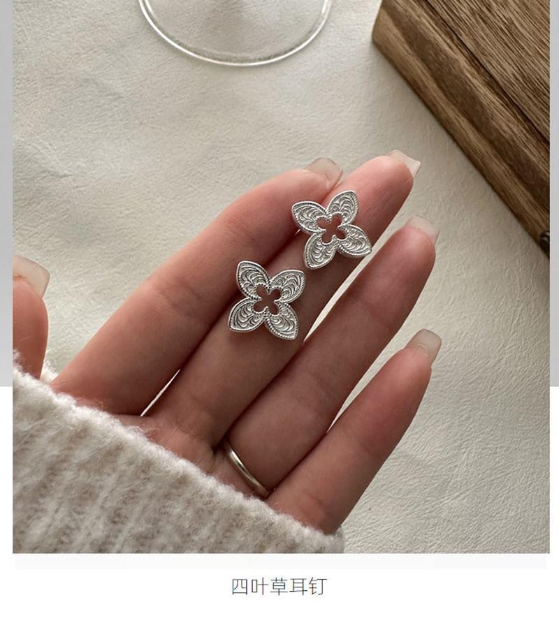 Clover Alloy Stud Earring Product Image