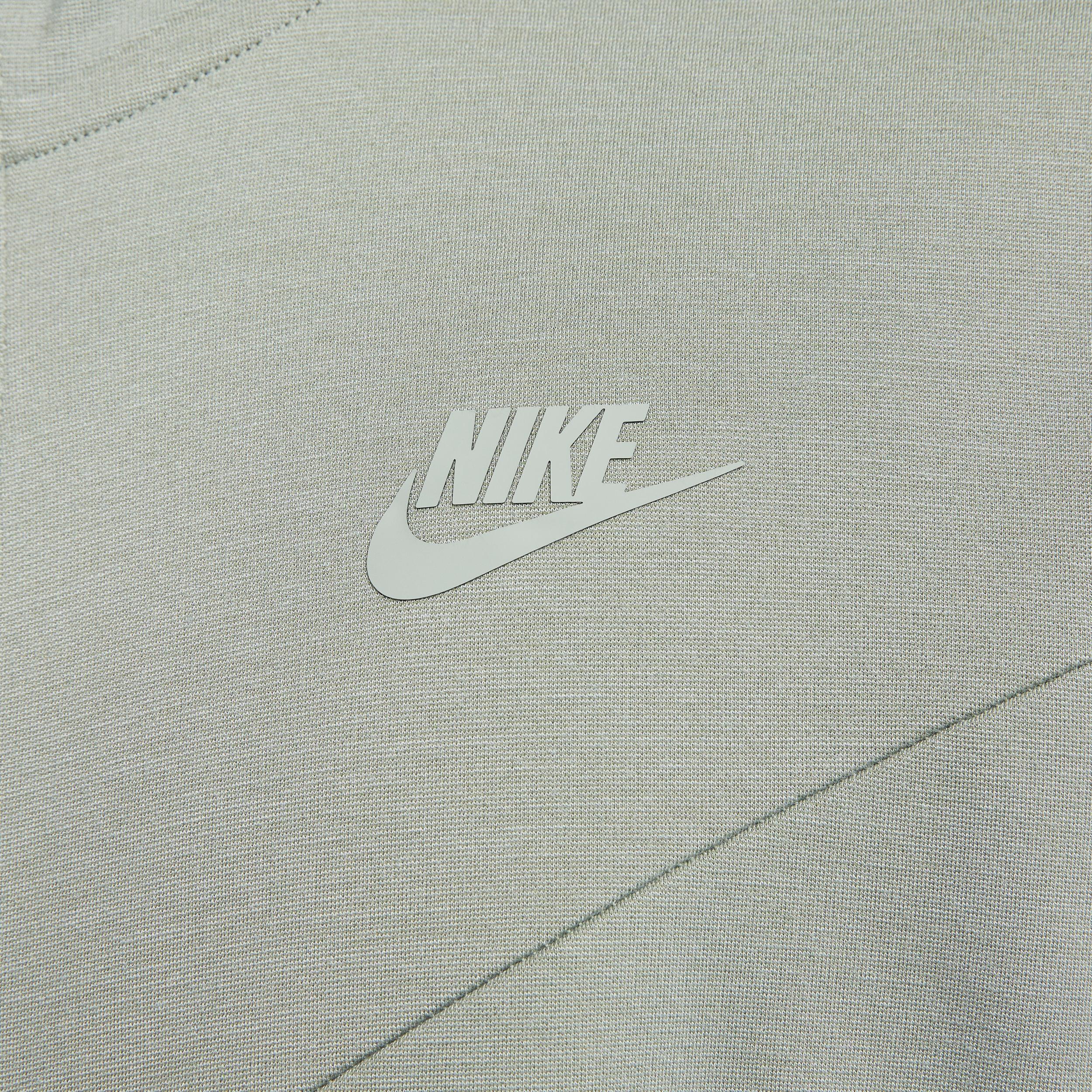 Nike Tech Essentials Hooded Jacket Product Image