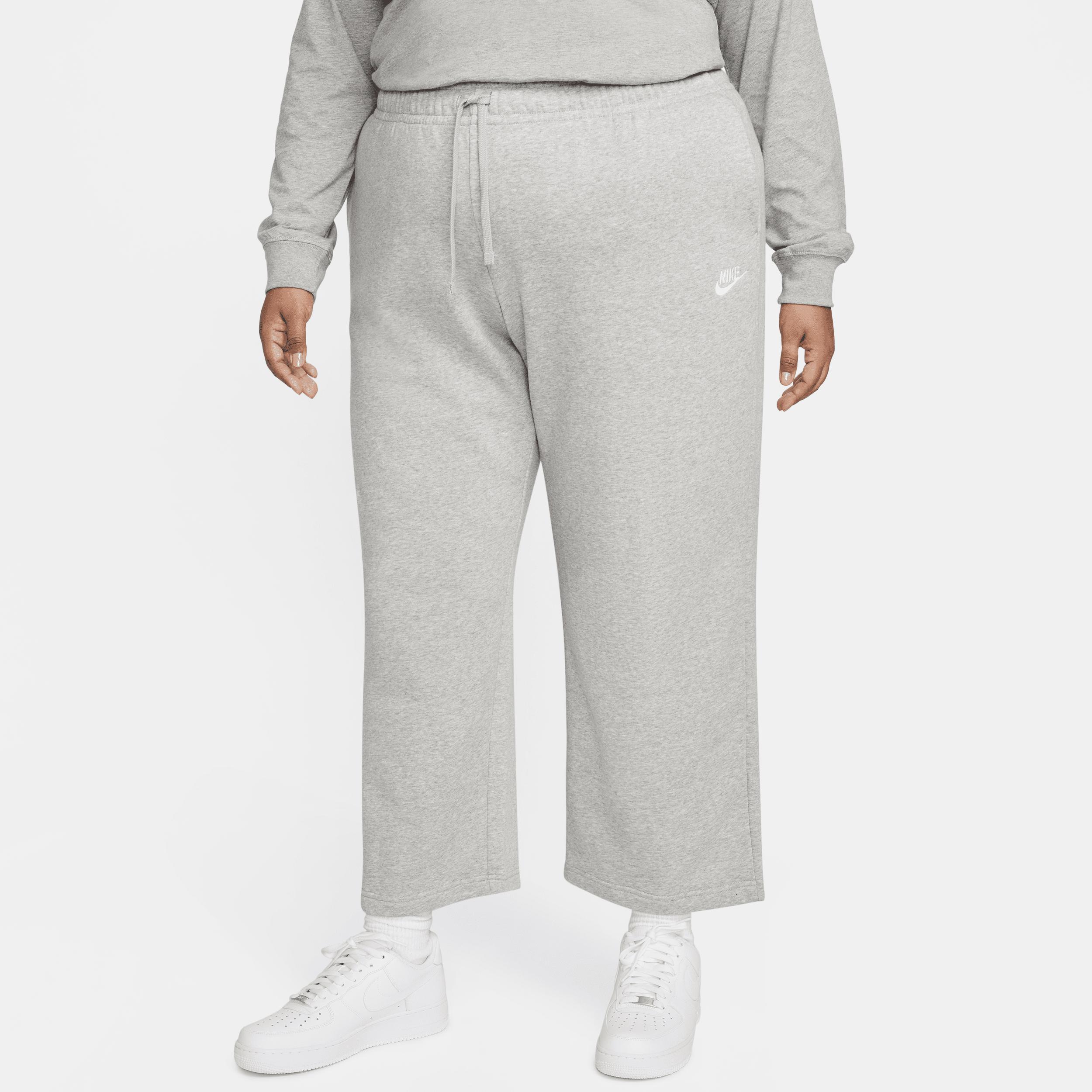 Women's Nike Sportswear Club Fleece Mid-Rise Wide-Leg Sweatpants (Plus Size) Product Image