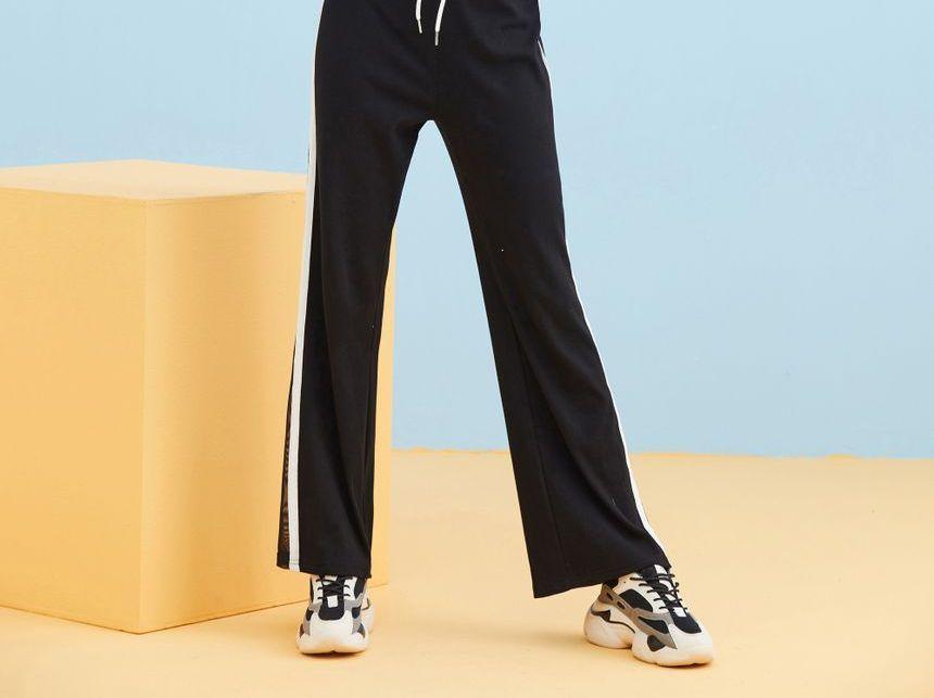 Eco-Friendly Drawstring Mesh Panel Striped Sweatpants Product Image