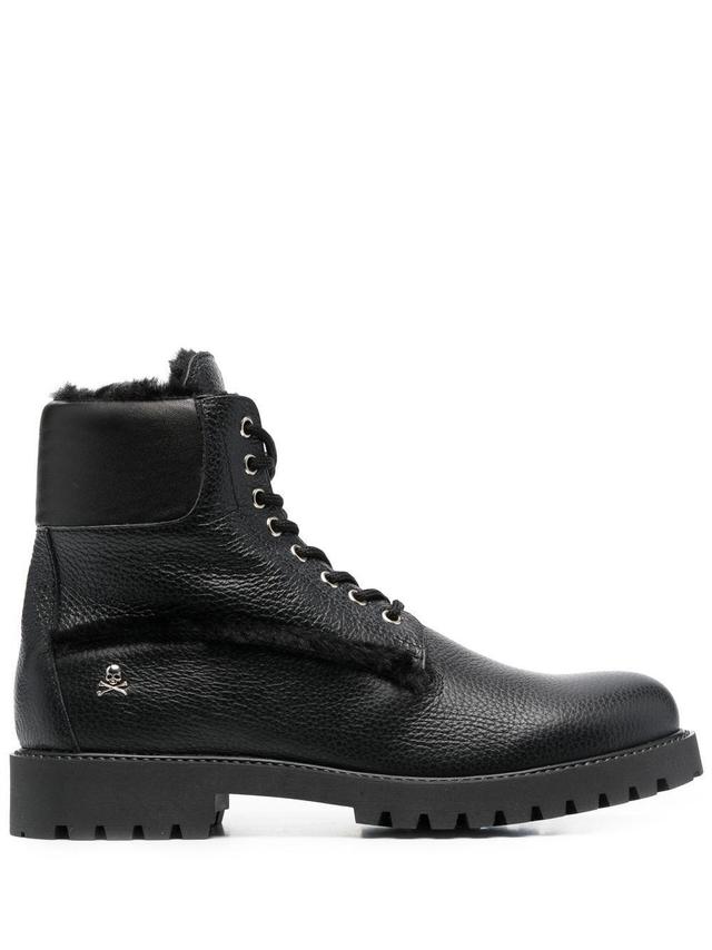 The Hunter Shearling Lined Leather Boots In Black Product Image