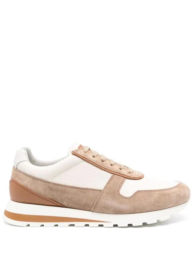 Sneakers Mit Kontrasteinsatz In Neutrals Product Image