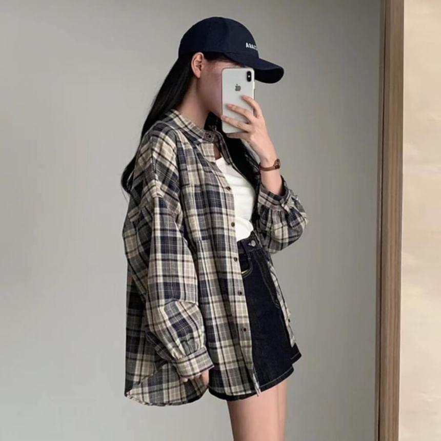 Long-Sleeve Plaid Shirt Product Image