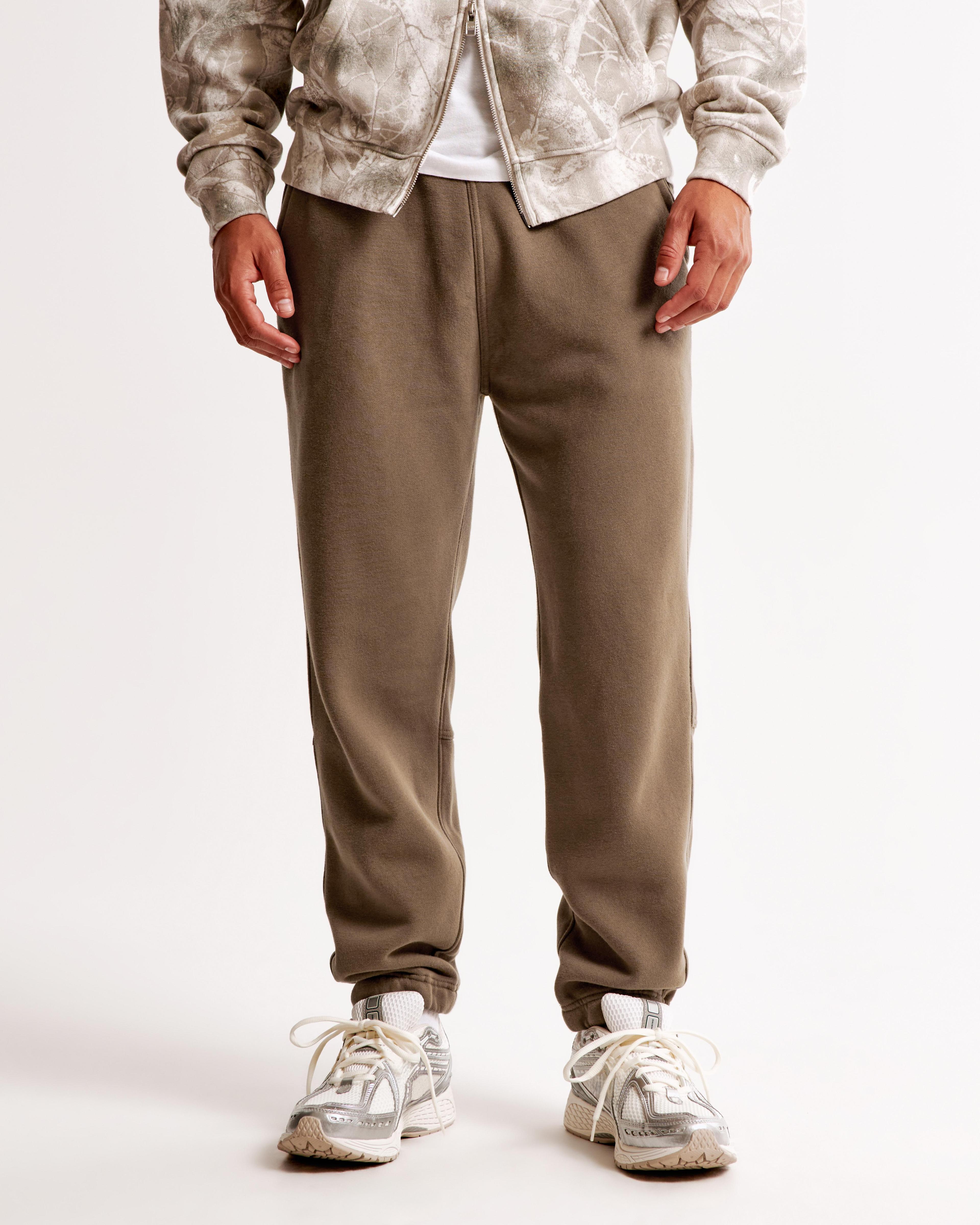 Essential Sweatpant Product Image