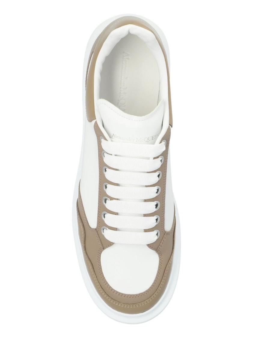 Sneakers In White Product Image