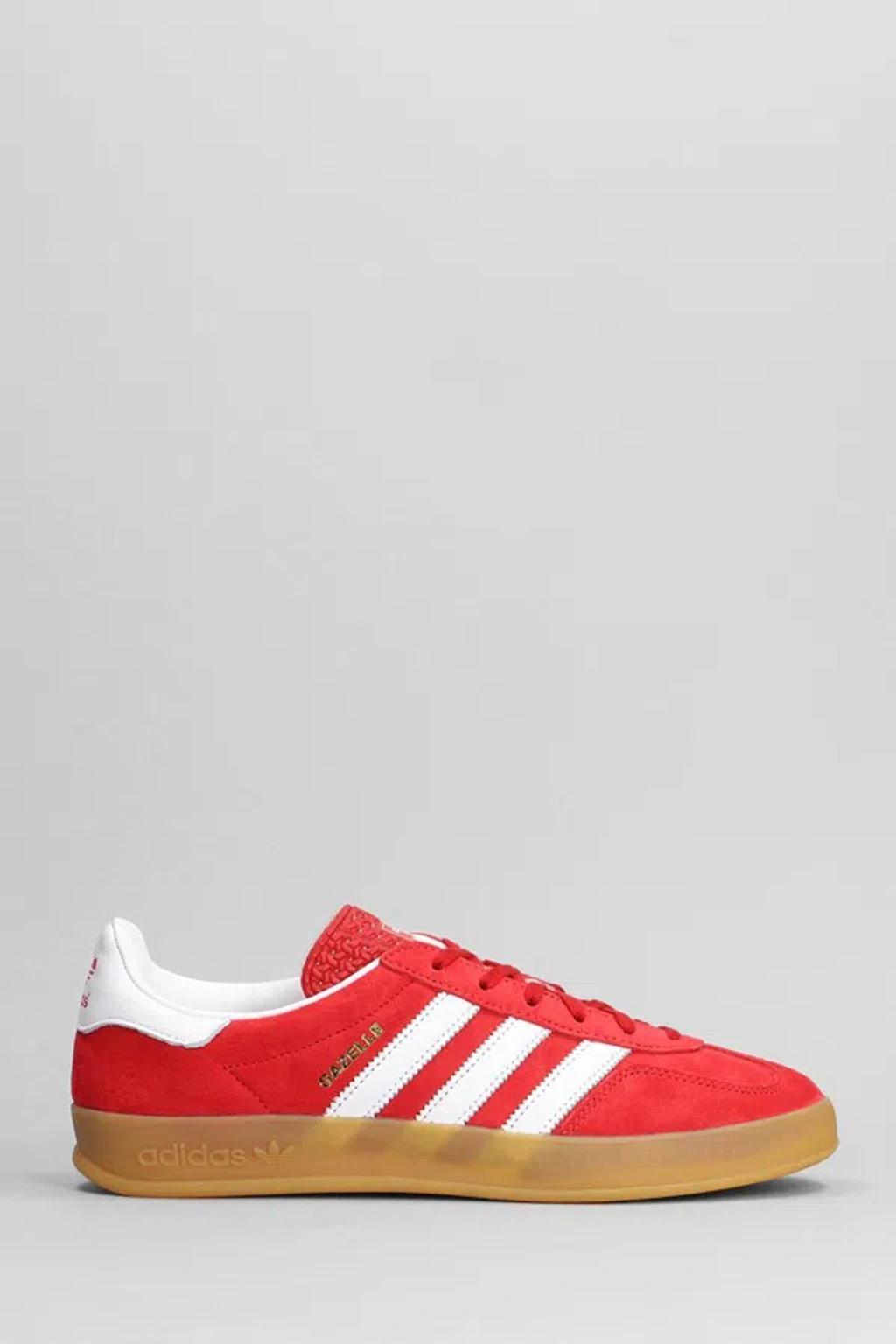 Gazelle Indoor Low In Red Product Image