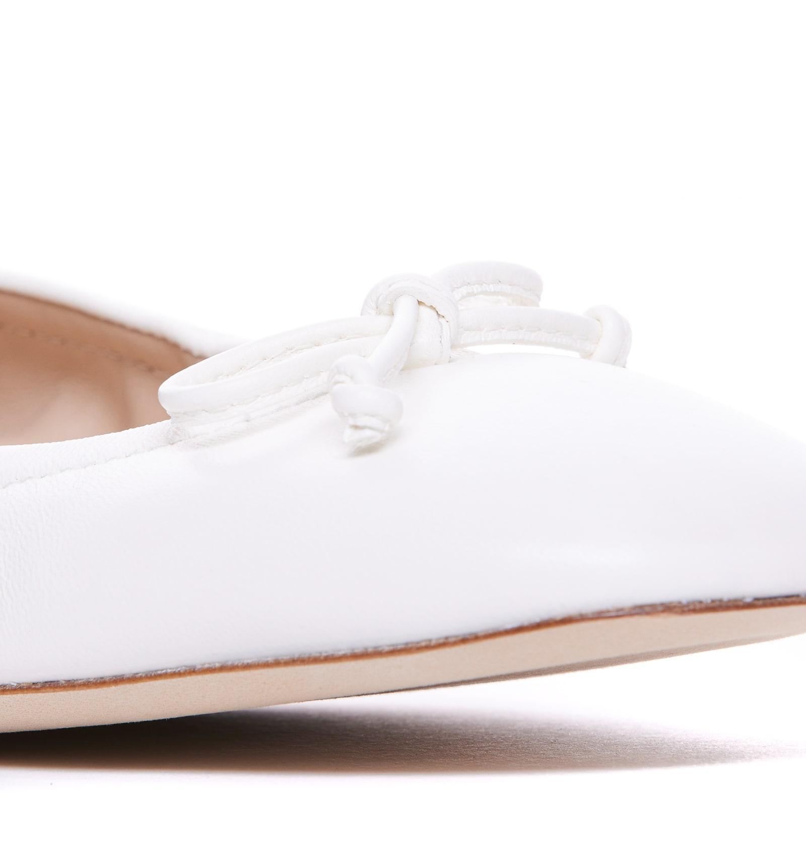 STUART WEITZMAN Flat Shoes In White Product Image