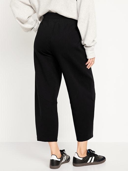 High-Waisted Dynamic Fleece Barrel-Leg Sweatpants Product Image