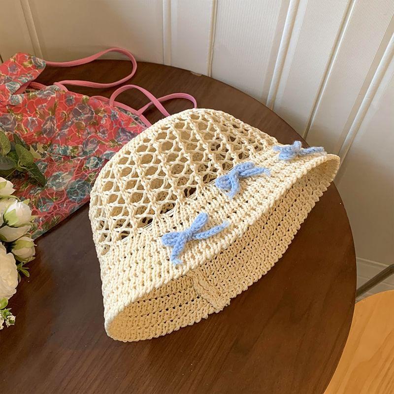 Bow Crochet Bucket Hat Product Image