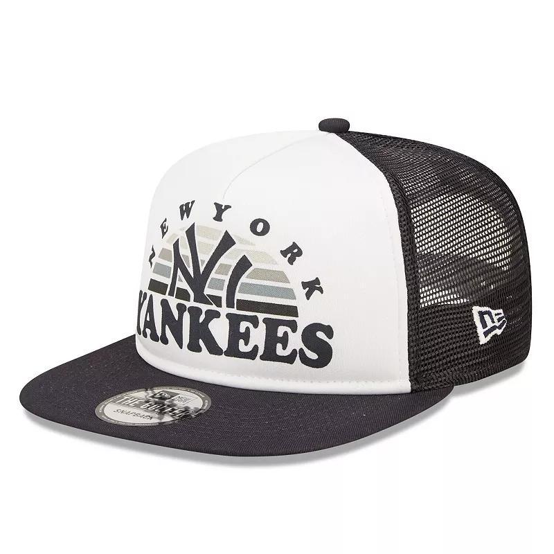 Mens New Era White New York Yankees Gradient Golfer 9Fifty Snapback Hat - White Product Image