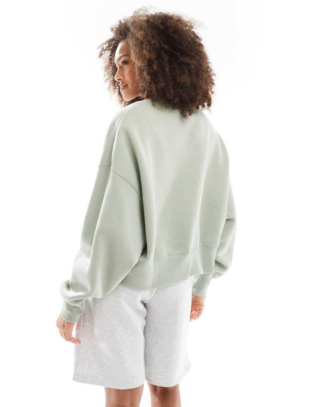 Nike retro logo sweatshirt in sage green Product Image