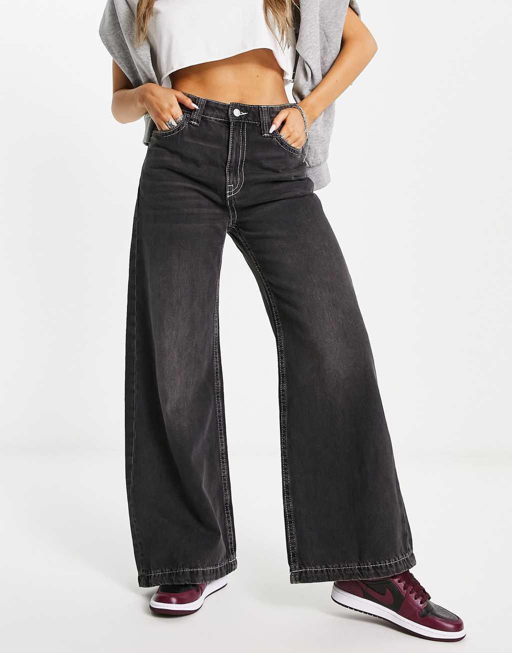 Weekday Duchess low rise baggy fit jeans in anthracite black product image