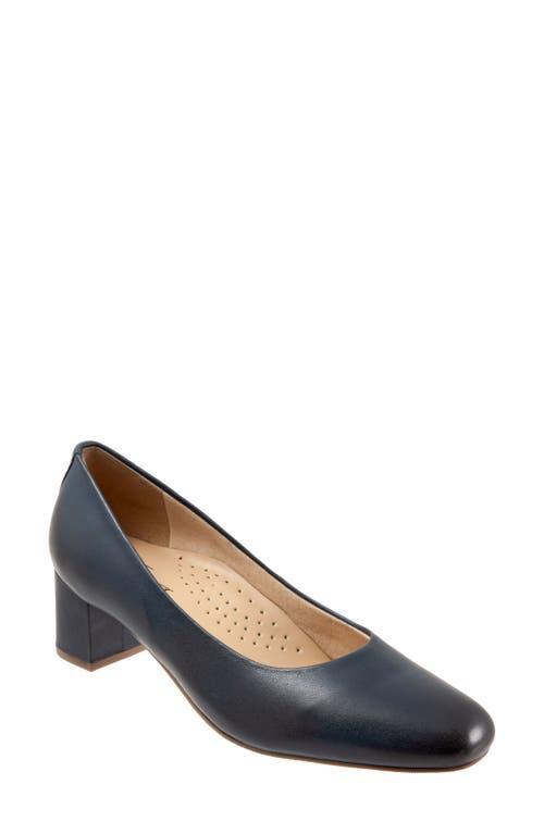 Trotters Daria Block Heel Pump Product Image