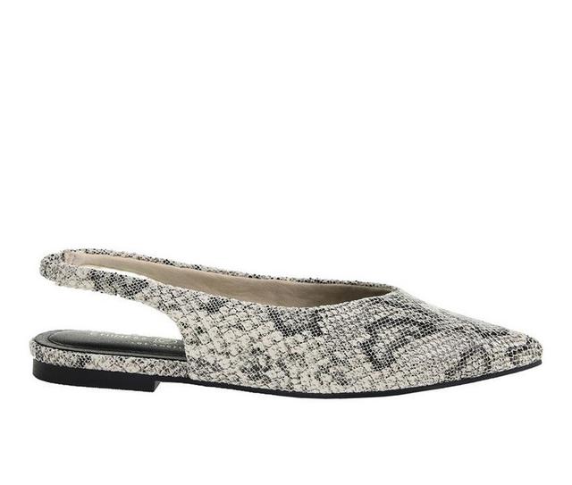 Women's Chinese Laundry Hadiya Flats Product Image