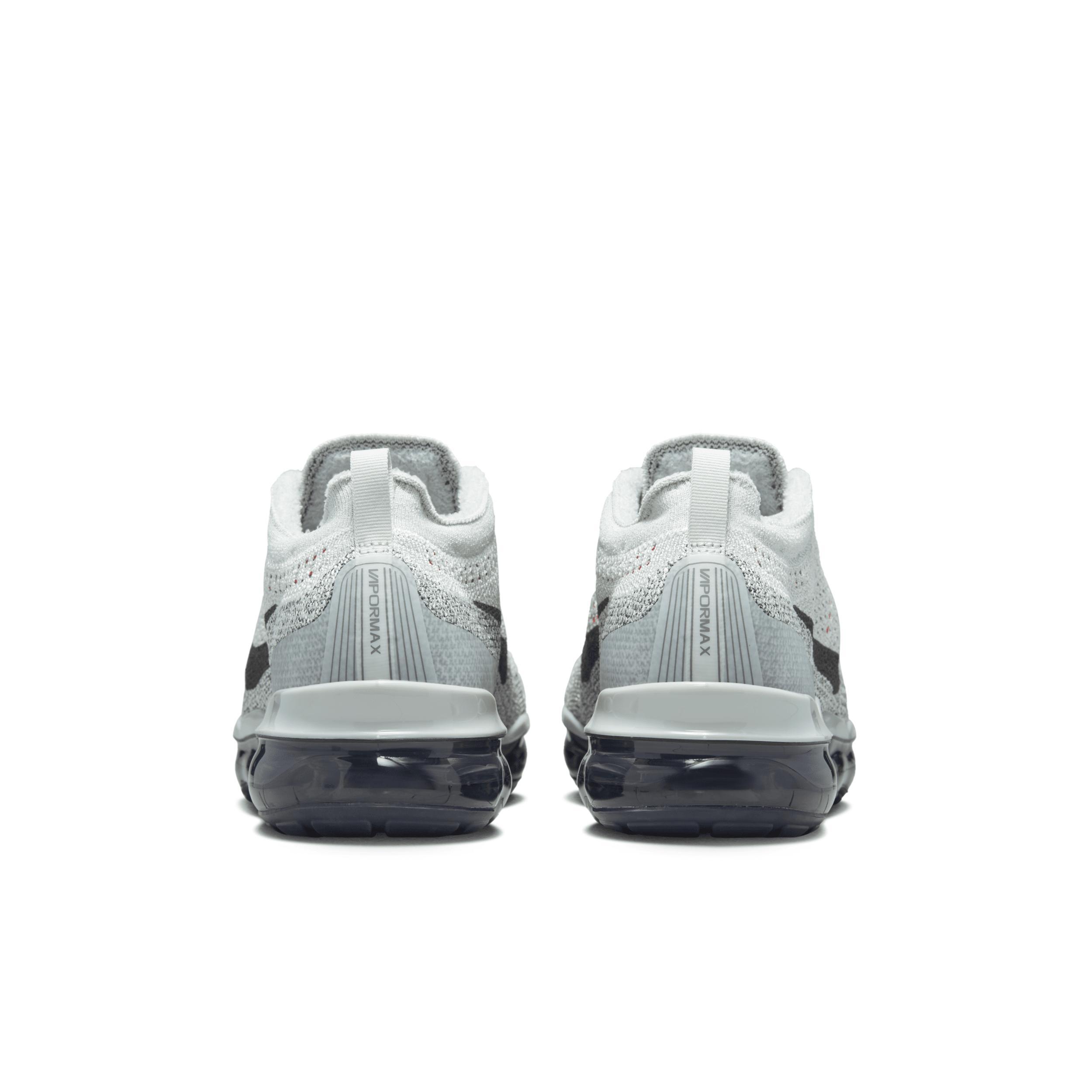 Nike Mens Air VaporMax 2023 Flyknit Running Shoes Product Image