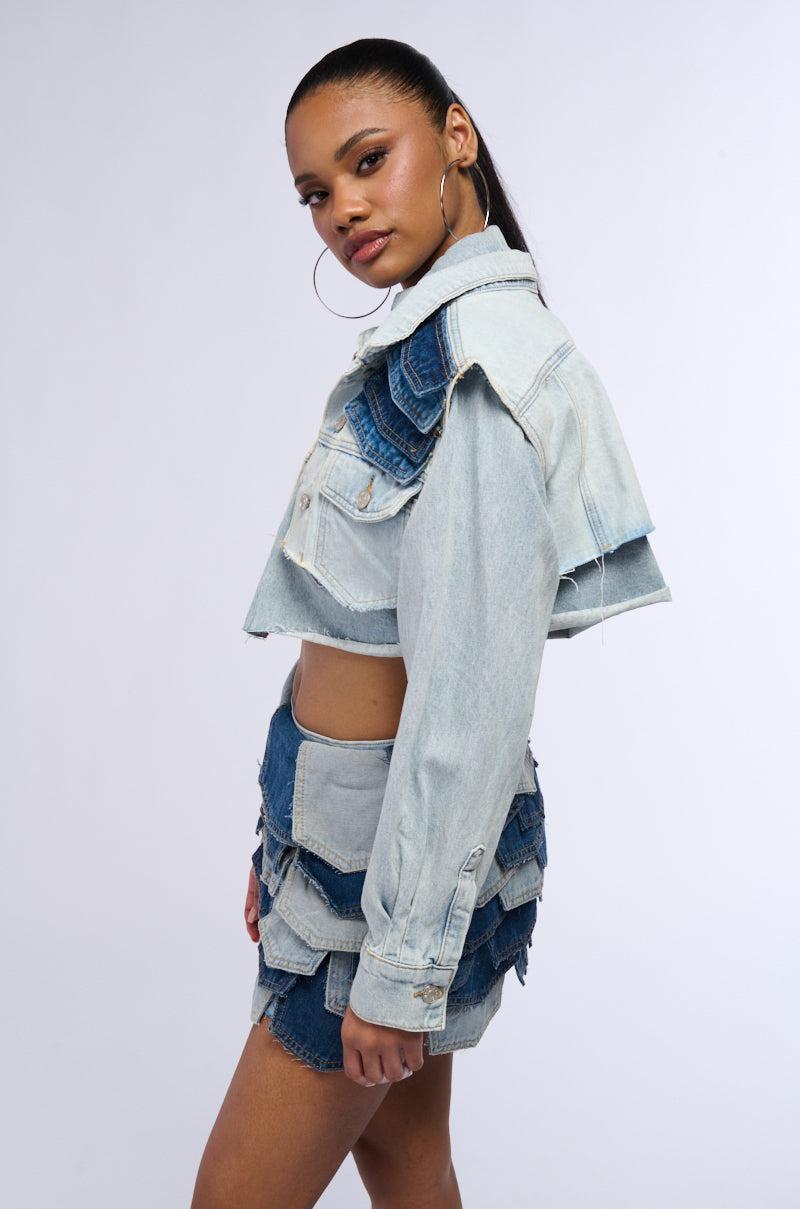 EVERYONE LOVES POCKETS DENIM CROP JACKET Product Image