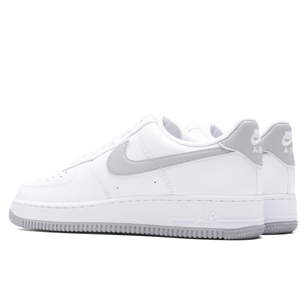 Air Force 1 '07 - White/Light Smoke Grey Male Product Image