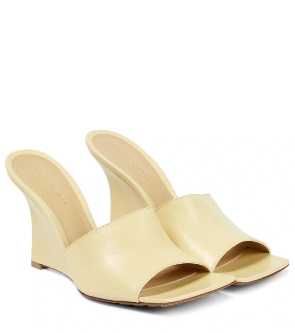 BOTTEGA VENETA Wedge Leather 110mm Sandals In Moonbeam Product Image